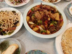 -汗腾格里·风味餐厅(新疆驻京办店)