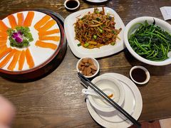 -醉美东江·三文鱼·烧鸡公
