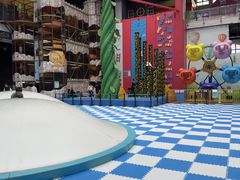 -蒙特利亲子乐园