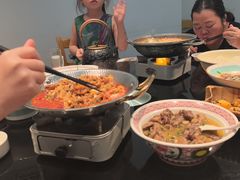 -帅巴人舅母子腊蹄民俗村