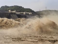 -黄河小浪底水利枢纽风景区
