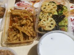 凉拌三鲜-水牛奶皇后糖水铺(深圳总店)
