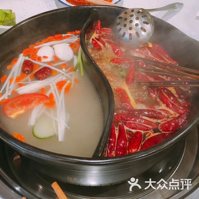 旺巴蜀小郡肝火锅串串香(泰禾店)图片 - 第1张