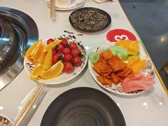 -哈尔滨烧烤·山河村铁锅炖(交大店)