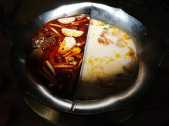 -湊湊火锅·茶憩(杭州湖滨银泰in77店)