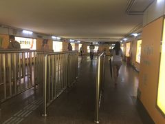 -常熟路(地铁站)