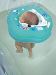 -子木乐园婴儿游泳馆(水晶港店)