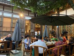 露天位-见山书院