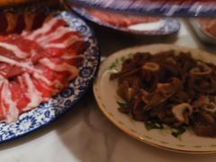 -一只羊·铜锅涮羊肉烧烤