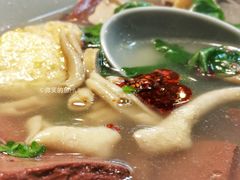 鸭血粉丝汤-金原鸭血粉丝汤·汤包·脆皮烤鸭(南京博物院店)