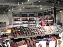 -纪念日百货(万达广场店)