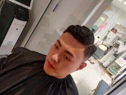 -东方美妍小鹏造型