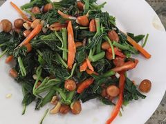 -北京龙庆四季香农家饭庄·灶台鱼·碳烤虹鳟鱼(龙庆峡店)