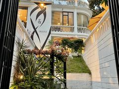 -Mark&Mars Restaurant