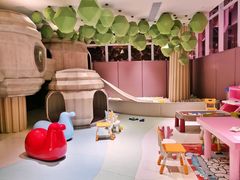 -水桶王国主题餐厅·聚会·生日派对·亲子活动·家庭套餐(亚龙湾希尔顿店)