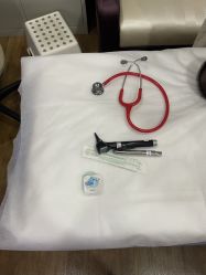 -睿宝儿科·眼科·口腔(静安大悦城门诊部)