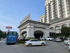-江门新会碧桂园凤悦凤凰酒店(万达广场店)