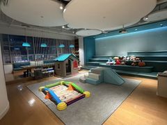 -蔚来中心(北京中关村店)