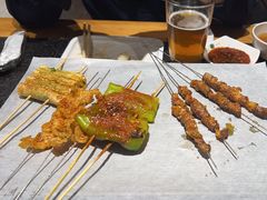 -卞二小串·鹤岗烧烤·坑烤(永定路店)