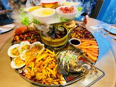 -日进一片海.生腌海鲜火锅.宵夜烧烤(三里屯总店)