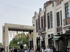-比斯特上海购物村精品奥特莱斯