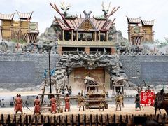 -七彩云南欢乐世界