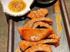 -铭牛烧肉·和牛海鲜自助(高新月牙湖店)