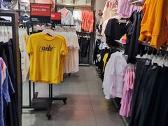 -NIKE佛山胜利换季优惠店