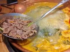 -洱火云南酸菜牛肉火锅(石景山当代商城店)