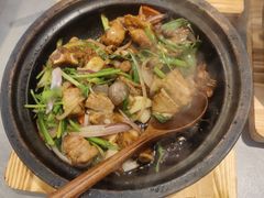 -不二啫·广府啫啫煲(江燕路万科里店)