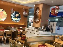 -红渡小香·牛肉麻辣香锅(车站南路店)