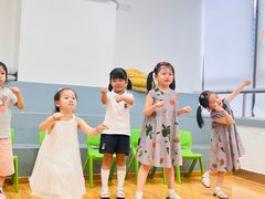 -蓝话筒·少儿成人演讲口才·主持朗诵·戏剧表演(大华第一坊店)