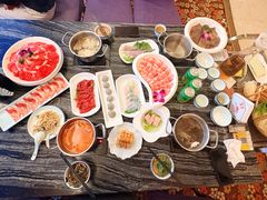 -云中捞高空旋转餐厅(商茂世纪广场店)