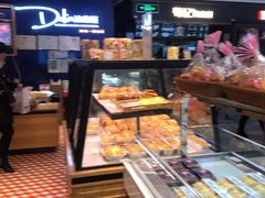面包甜点陈列柜-迪莉娅(欧亚卖场店)
