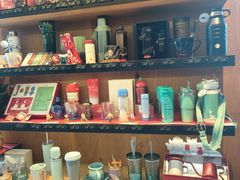 -星巴克臻选(莘庄仲盛店)