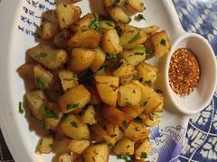 高山小土豆-龙姐私房菜(和顺古镇店)