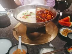 -湊湊火锅·茶憩(新中关购物中心店)