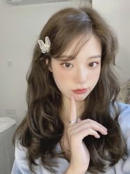 -诗悦发型烫染SALON