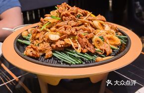 Grilled Youyu Lamb with Inner Mongolia Sand Onion