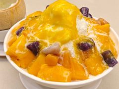 芒果芋圆牛奶绵绵冰-水牛奶皇后糖水铺(深圳总店)