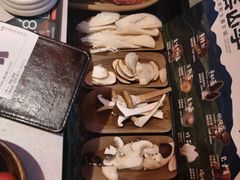 -芸山季·云南山珍菌火锅(人民广场来福士店)