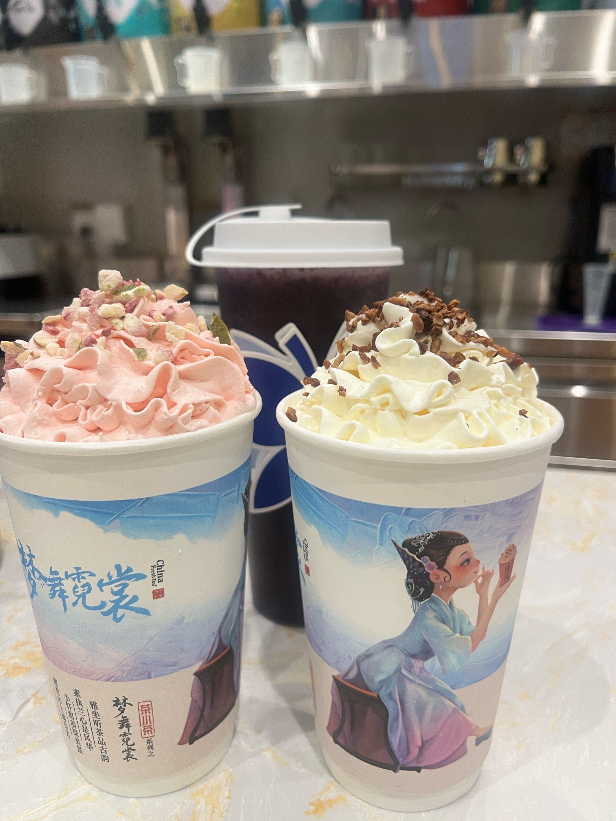 恒隆广场里的国风奶茶店|霓裳茶舞