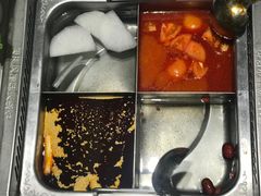 -海底捞火锅(武胜路凯德广场店)