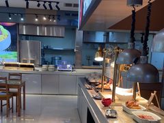 -昆山裕元花园酒店·温莎西餐厅