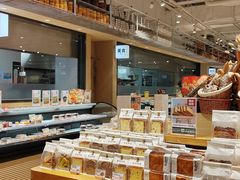 -七鲜超市(瑞虹天地太阳宫店)