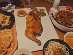 辣得跳-莲餐厅·湖北菜·藕汤是头牌(愚园路店)