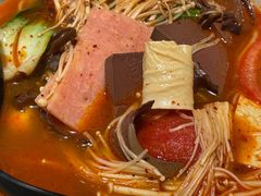 -蒙自源米线大王(东站店)