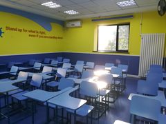 -LILY英语思维馆(玉泉路店)