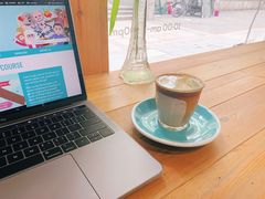 靠窗位-COTTON CAFE(德信·中外公寓店)