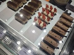 -红跑车(朝晖店)